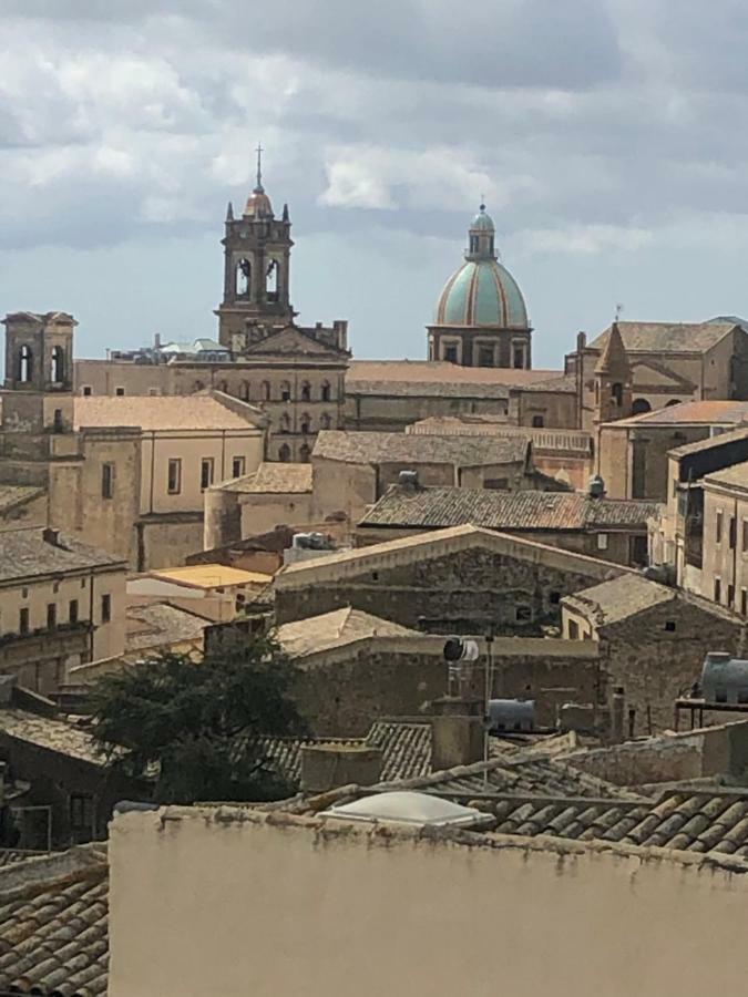 San Giorgio Rooms Caltagirone Eksteriør bilde